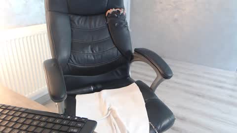      online show from December 17, 10:34 am