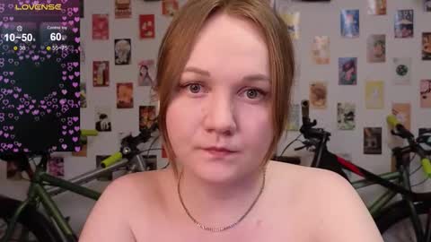 Bella online show from November 28, 4:09 pm