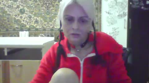 Snapshot of bella_nathalie chatting on December 31, 7:31 am Bella Nathalie online show from December 31, 7:31 am