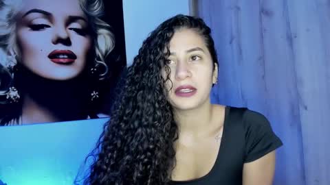 Snapshot of bella_ponce1 chatting on October 19, 3:12 pm Bella Ponce online show from October 19, 3:12 pm