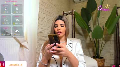 bella_posh online show from January 13, 7:57 am