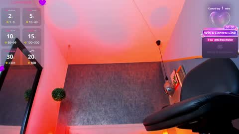     online show from December 14, 8:29 pm