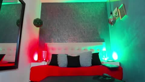     online show from January 9, 1:29 am