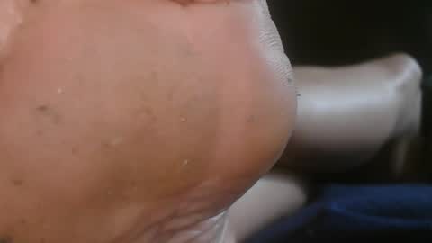 bella_sexy_feet online show from February 26, 11:26 pm