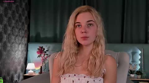 Bella online show from September 24, 12:03 am