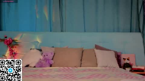 Bella online show from April 14, 1:00 am