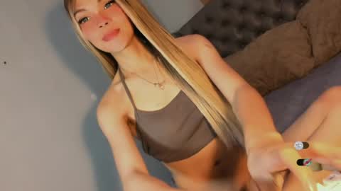 Bella online show from June 26, 10:36 pm