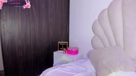 Snapshot of bellaadajud chatting on October 21, 12:00 am Bella Dajud online show from October 21, 12:00 am