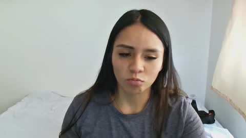 Snapshot of bellabliss123 chatting on October 19, 6:52 pm bellabliss123 online show from October 19, 6:52 pm