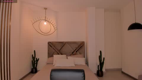  Bella C  online show from April 14, 7:20 pm