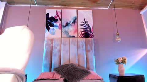 Bella Clair online show from November 20, 4:40 pm