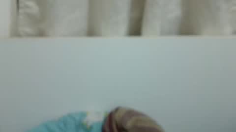 Snapshot of bellacrystall chatting on April 1, 1:41 pm bellacrystall online show from April 1, 1:41 pm