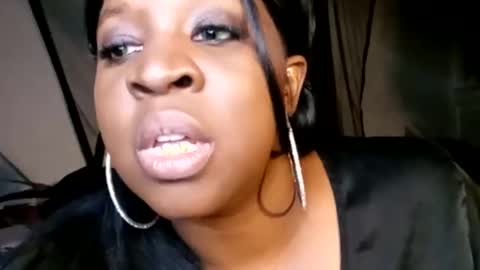 Snapshot of belladonna55568 chatting on February 15, 11:03 pm belladonna55568 online show from February 15, 11:03 pm