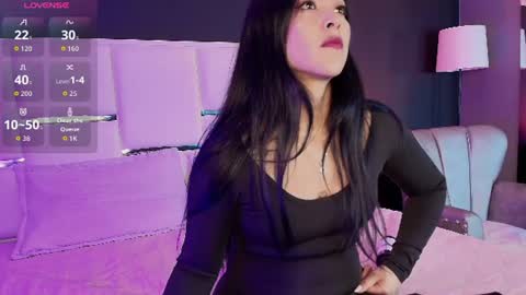 Snapshot of bellafernandez chatting on June 16, 12:19 pm Bella online show from June 16, 12:19 pm
