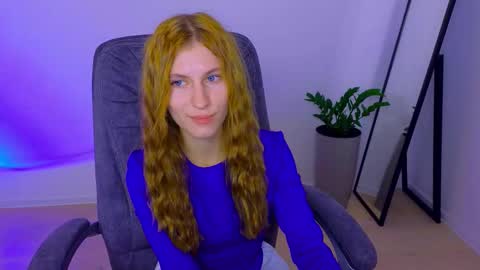 BellaFoxi online show from October 6, 10:56 am