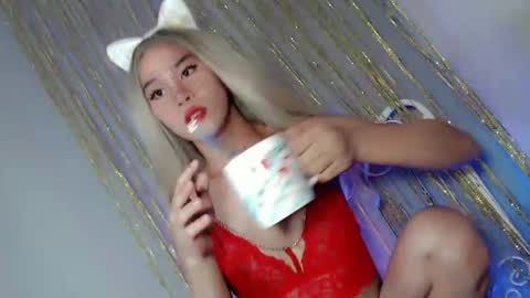 Snapshot of bellafucks1 chatting on January 2, 3:51 pm Bella rowt online show from January 2, 3:51 pm