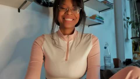 Snapshot of bellahproudly chatting on April 30, 8:57 pm Bellah online show from April 30, 8:57 pm