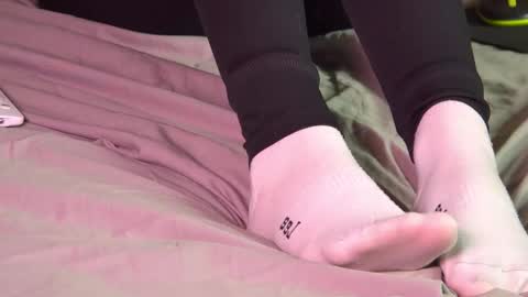 Snapshot of bellamarebelle chatting on December 14, 4:18 am BellaMarebelle online show from December 14, 4:18 am