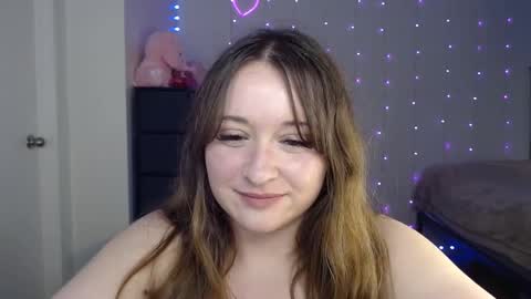 Snapshot of bellamonroee chatting on February 2, 8:57 am Bella Monroe online show from February 2, 8:57 am