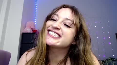 Snapshot of bellamonroee chatting on March 8, 8:55 am Bella Monroe online show from March 8, 8:55 am