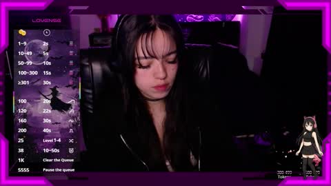 Bella Monteluna online show from December 1, 11:10 pm