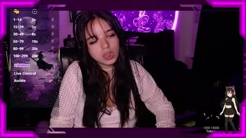 Bella Monteluna online show from December 15, 11:53 pm