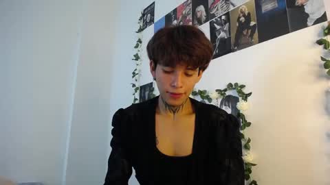 Snapshot of bellamy0955 chatting on April 14, 3:34 am bellamy0955 online show from April 14, 3:34 am