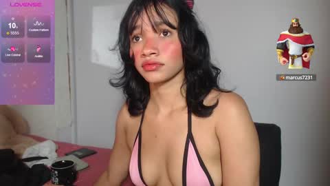 Snapshot of bellamy_sweet chatting on January 11, 4:06 am bellamy online show from January 11, 4:06 am