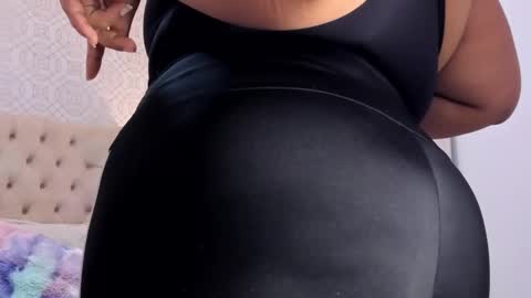 Snapshot of bellanixs chatting on November 8, 3:39 am Bella Nix big tits online show from November 8, 3:39 am