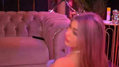 Bella online show from March 8, 2:04 am