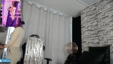 Snapshot of bellaodisea chatting on January 27, 4:22 pm online show from January 27, 4:22 pm