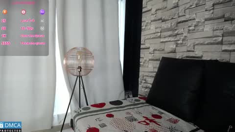 Snapshot of bellaodisea chatting on February 13, 4:17 pm online show from February 13, 4:17 pm