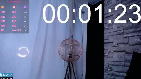 Snapshot of bellaodisea chatting on February 17, 7:21 pm online show from February 17, 7:21 pm