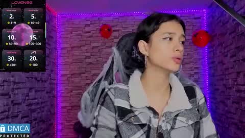 Snapshot of bellaodisea chatting on October 17, 11:29 pm online show from October 17, 11:29 pm