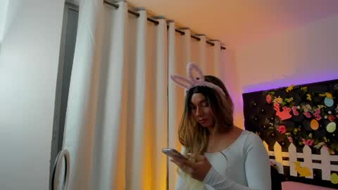 bellaroge online show from April 1, 5:08 am