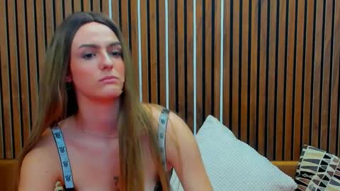 BellaSkyex online show from October 18, 11:00 am