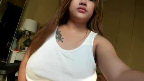 BELLA JONES online show from March 29, 10:54 pm