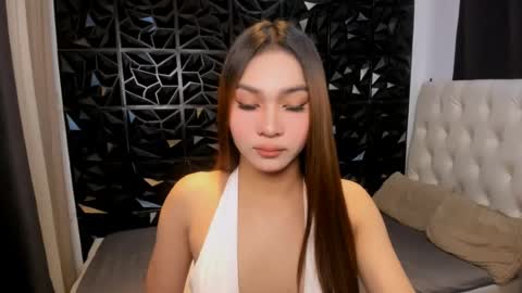 bella online show from July 12, 6:26 am