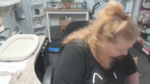 Snapshot of bellavoca chatting on November 22, 10:31 pm Bellavoca online show from November 22, 10:31 pm