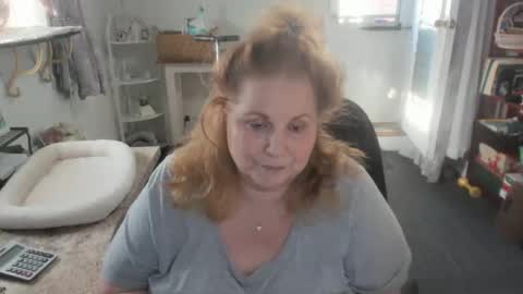 Snapshot of bellavoca chatting on March 25, 9:43 pm Bellavoca online show from March 25, 9:43 pm