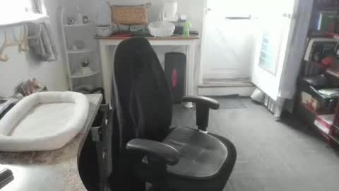 Snapshot of bellavoca chatting on April 28, 8:47 pm Bellavoca online show from April 28, 8:47 pm