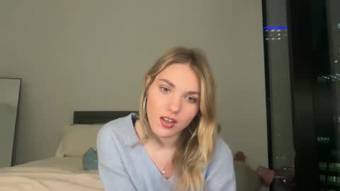 Bella 3 online show from March 7, 6:21 am