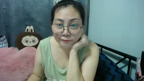 Bella online show from April 21, 12:00 pm