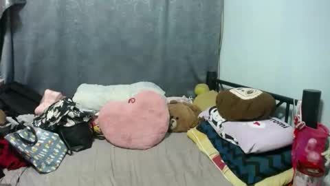 Bella online show from April 22, 7:26 pm