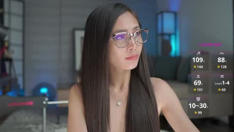 Belle Adrienne  IG  online show from January 25, 12:47 pm