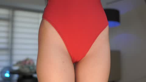 Belle Adrienne  IG  online show from October 4, 11:14 pm