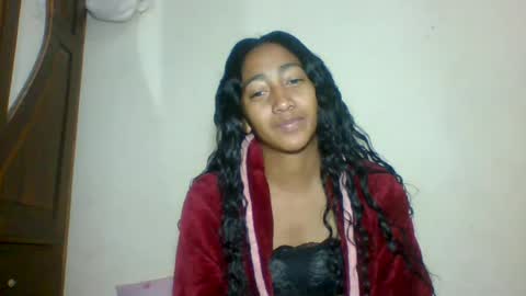 Snapshot of belle_annah chatting on July 5, 1:34 am belle_annah online show from July 5, 1:34 am