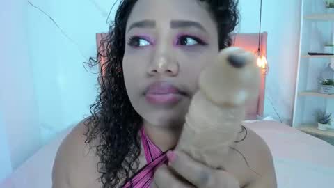 belle online show from February 18, 10:14 pm