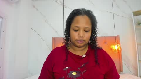 belle online show from April 21, 12:00 pm