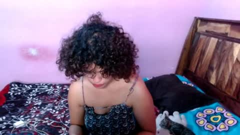 Snapshot of belle_katty000 chatting on April 28, 10:59 pm SOFIA online show from April 28, 10:59 pm